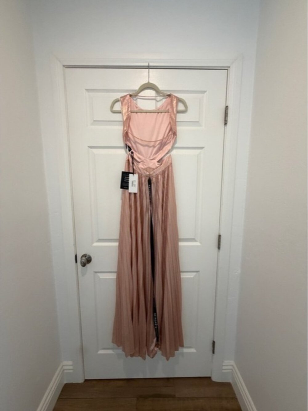 Retrofete Metallic Blush Cutout Pleated Maxi Gown. - Picture 6 of 10